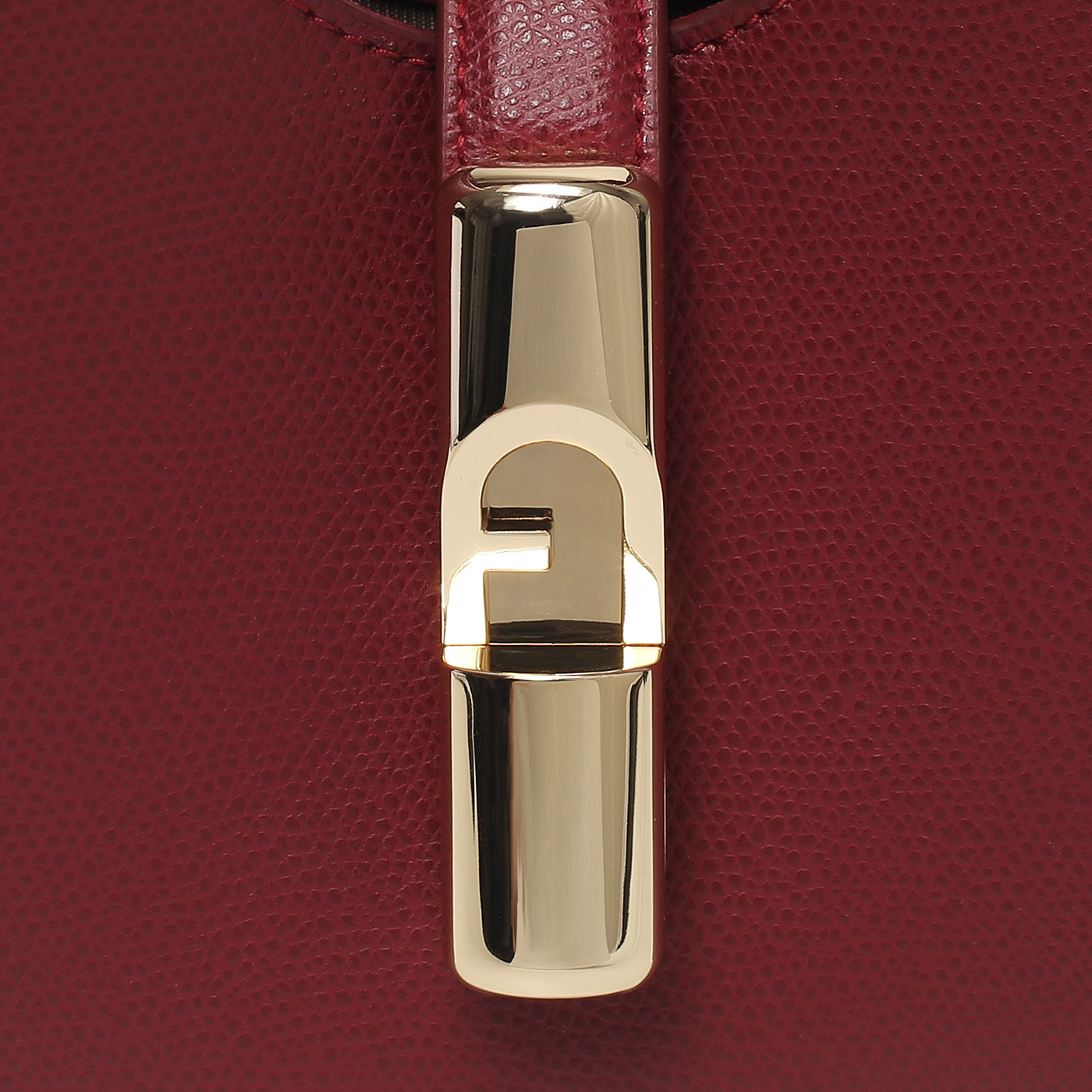 Кожаная сумка Furla Iride