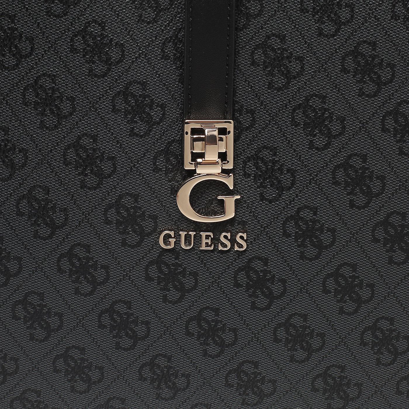 Сумка с ручкой-цепью Guess Zamira