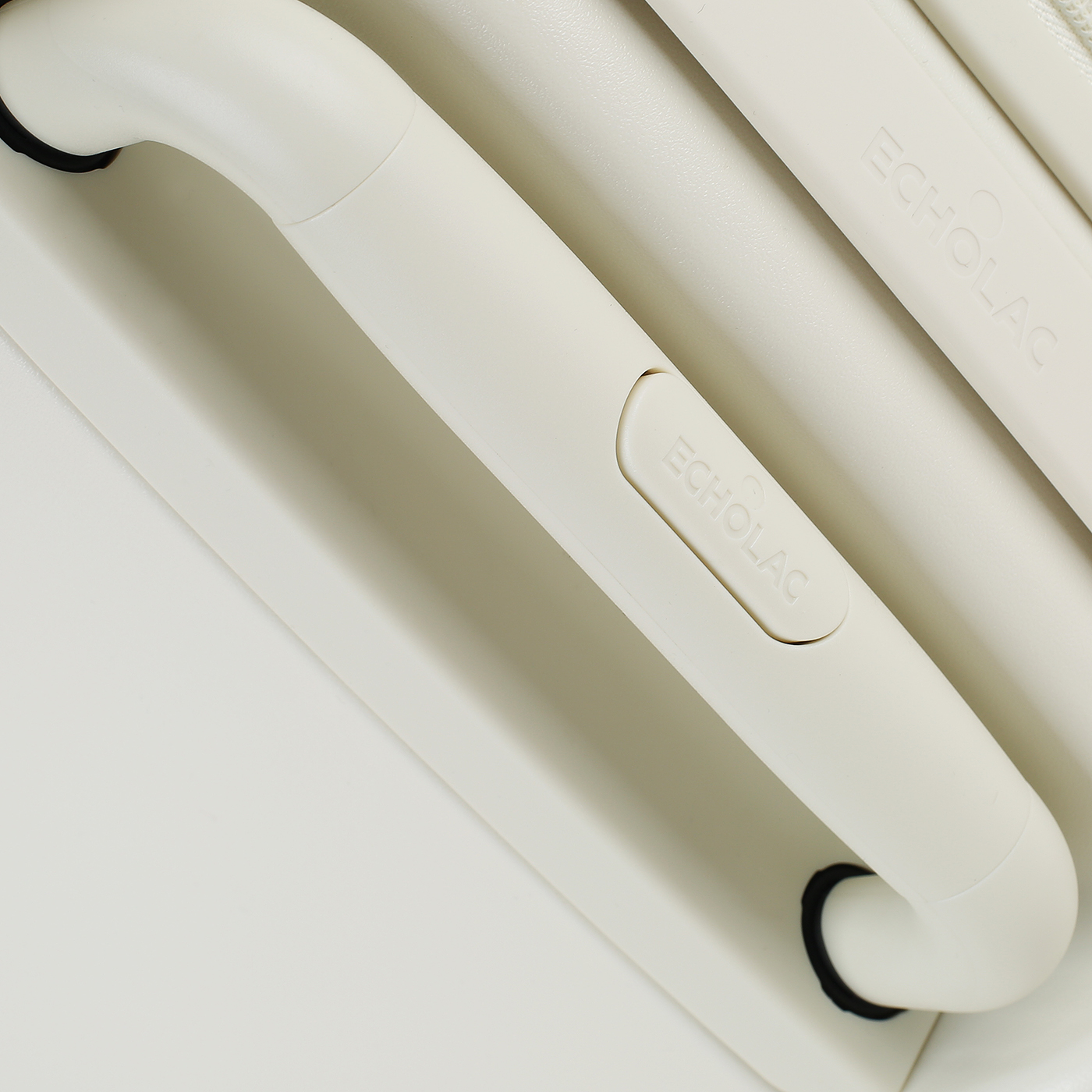 Чемодан на колесах Echolac Panda