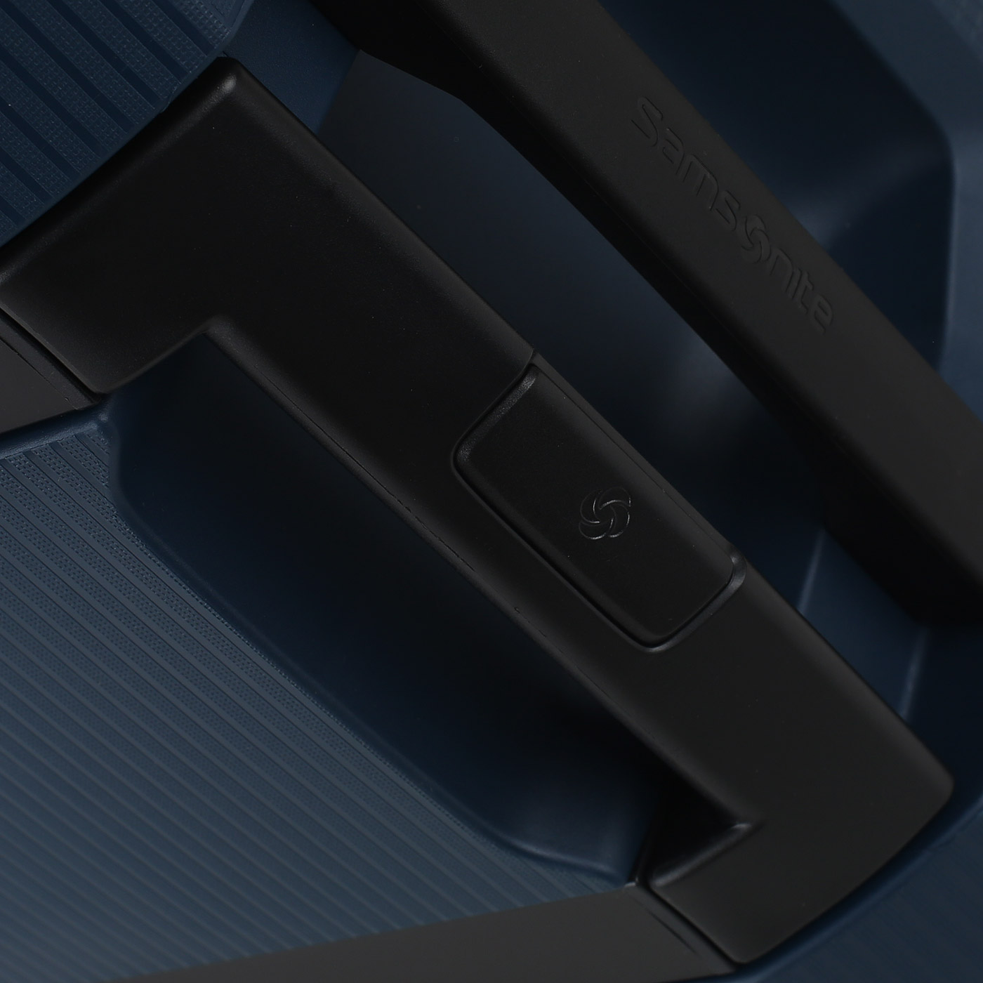 Чемодан Samsonite Magnum ECO