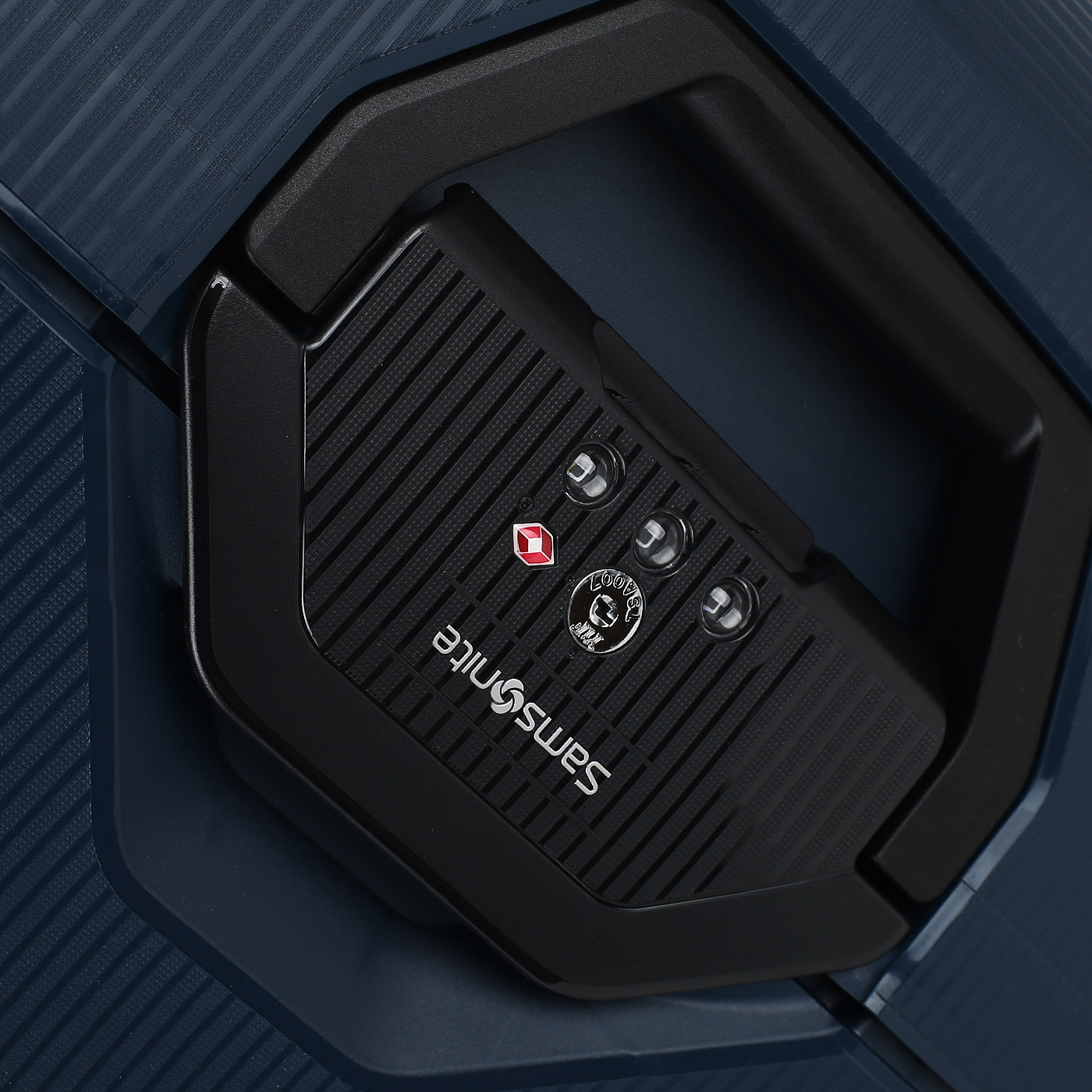 Чемодан Samsonite Magnum ECO