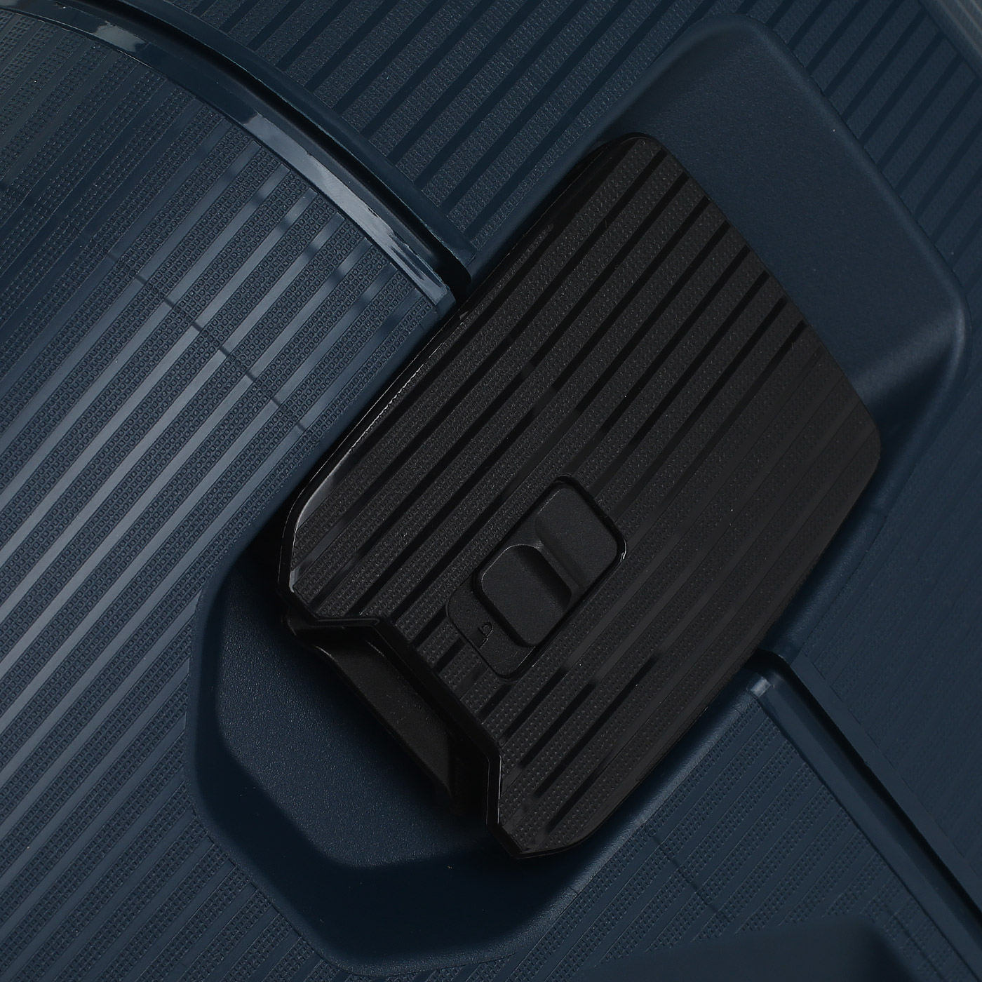 Чемодан Samsonite Magnum ECO